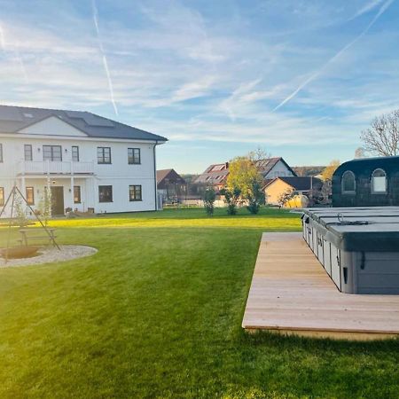 Tirolian Lodge North, Whirlpool, Sauna, Lagerfeuer Bundorf Exterior foto